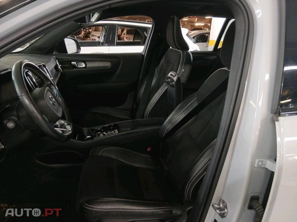 Volvo XC40 1.5 T5 PHEV R-Design