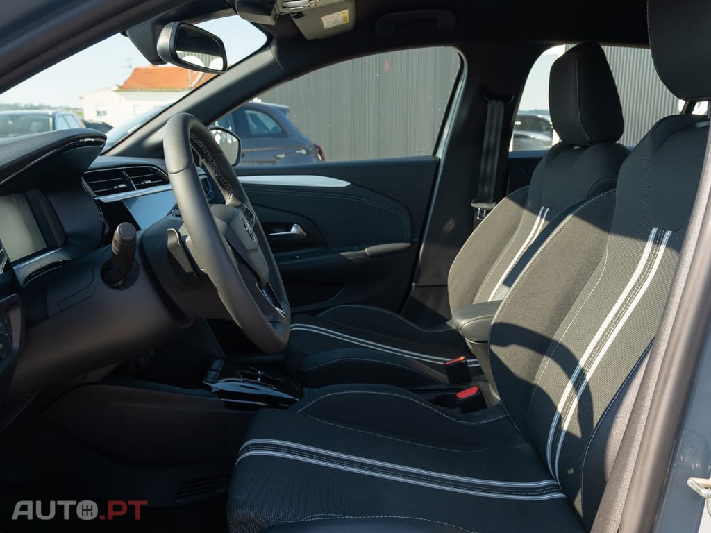 Opel Corsa 1.2 T GS Line Aut.