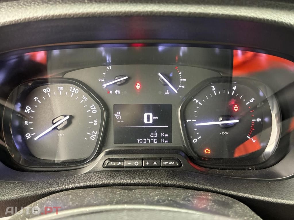 Peugeot Expert 1.5 BlueHDi Long