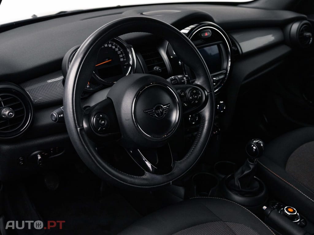 MINI Cooper Cooper D