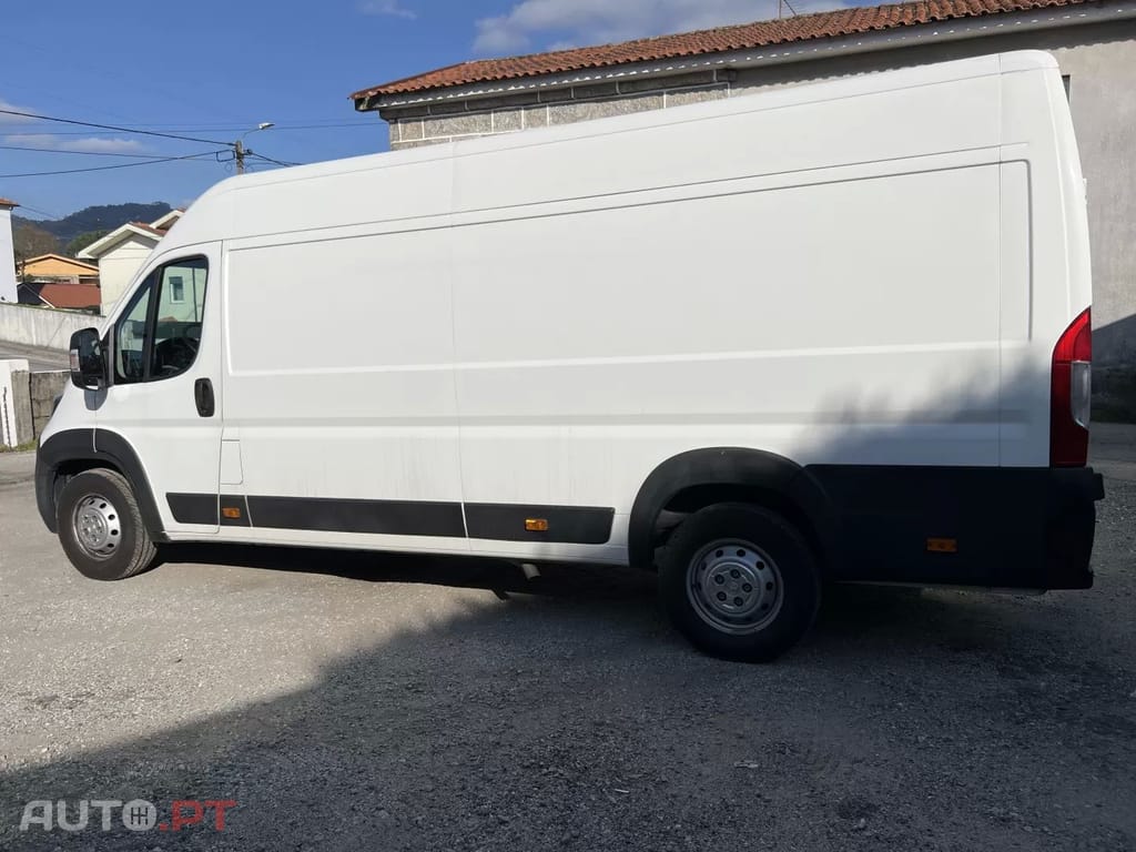 Peugeot Boxer  2.2 Bluehdi L4/H2