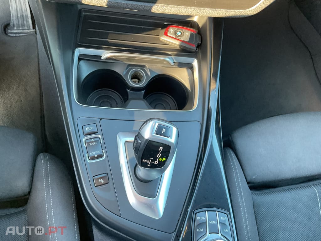 BMW 218 d Cabrio Pack M Auto