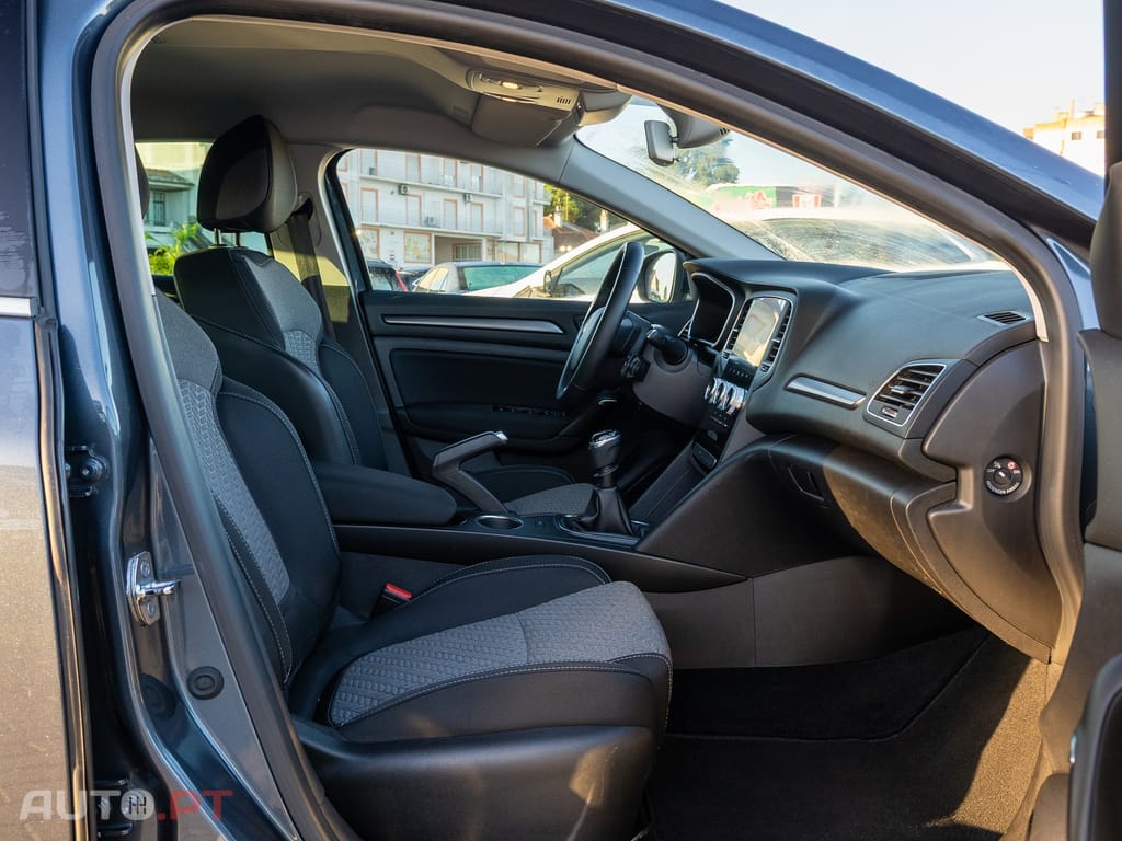 Renault Mégane 1.5 Blue dCi Edição Limitada