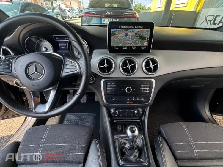 Mercedes-Benz CLA 200 d Shooting Brake Urban
