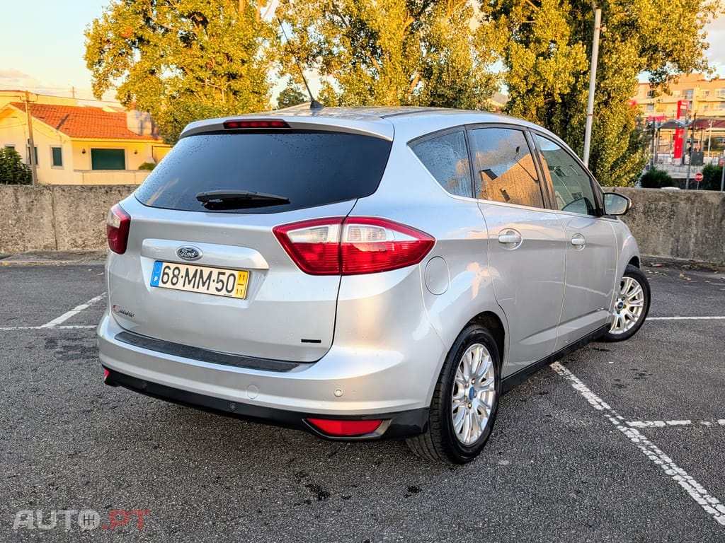 Ford Focus C-Max II 1.6 TDCi Titanium - Impecável - Oportunidade!