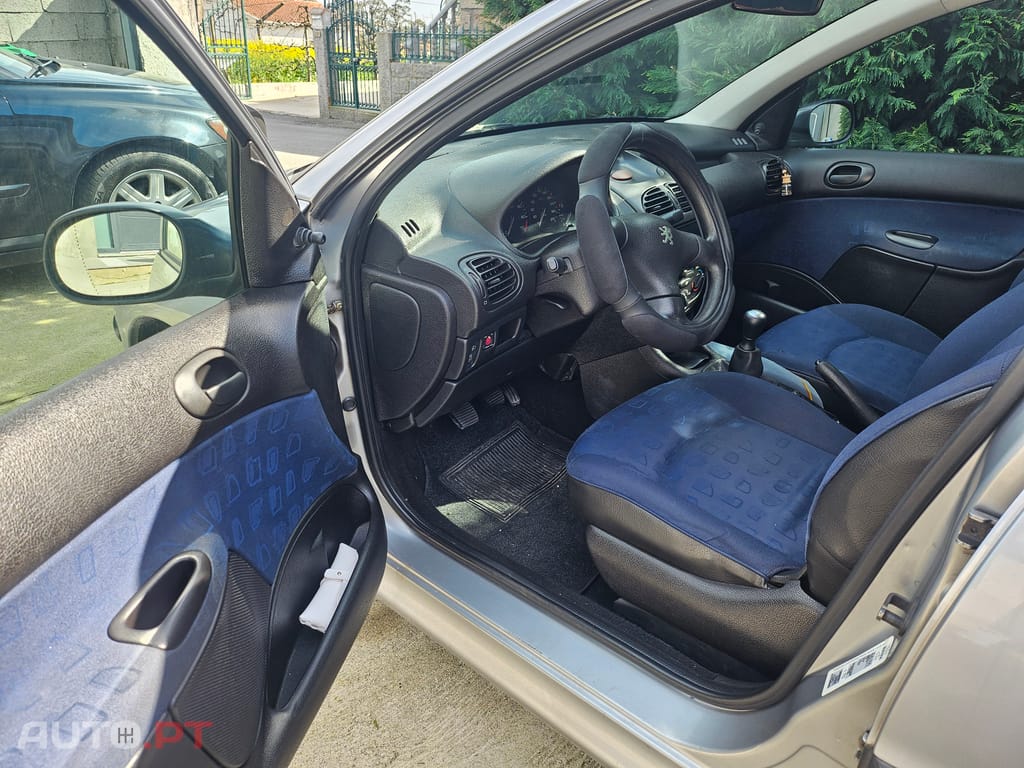 Peugeot 206 1.1 XR
