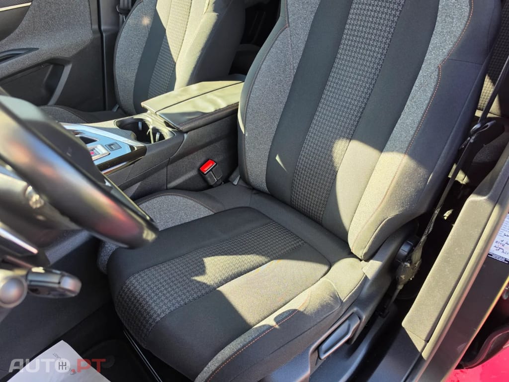 Peugeot 5008 1.5 BlueHDi Active Pack EAT8