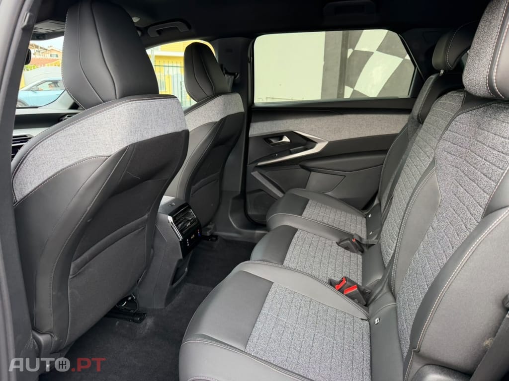 Peugeot 5008 e-DCS6 Allure