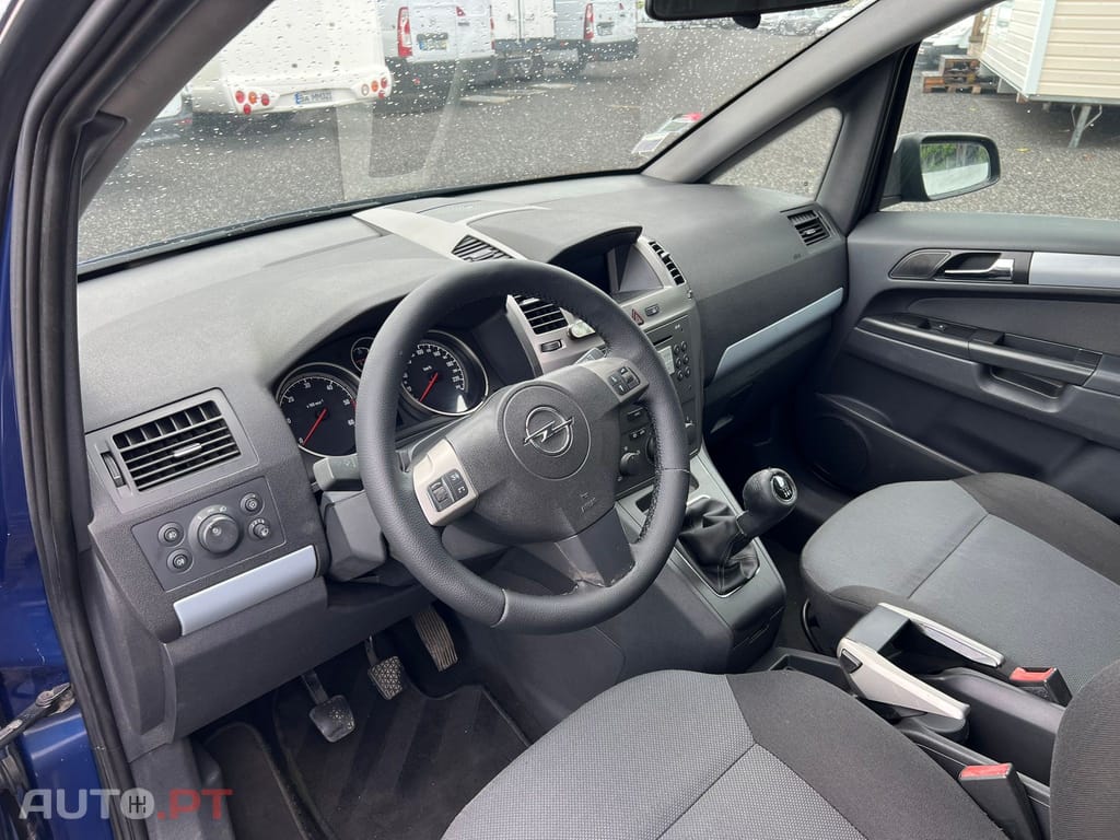 Opel Zafira 1.9 CDTi Enjoy