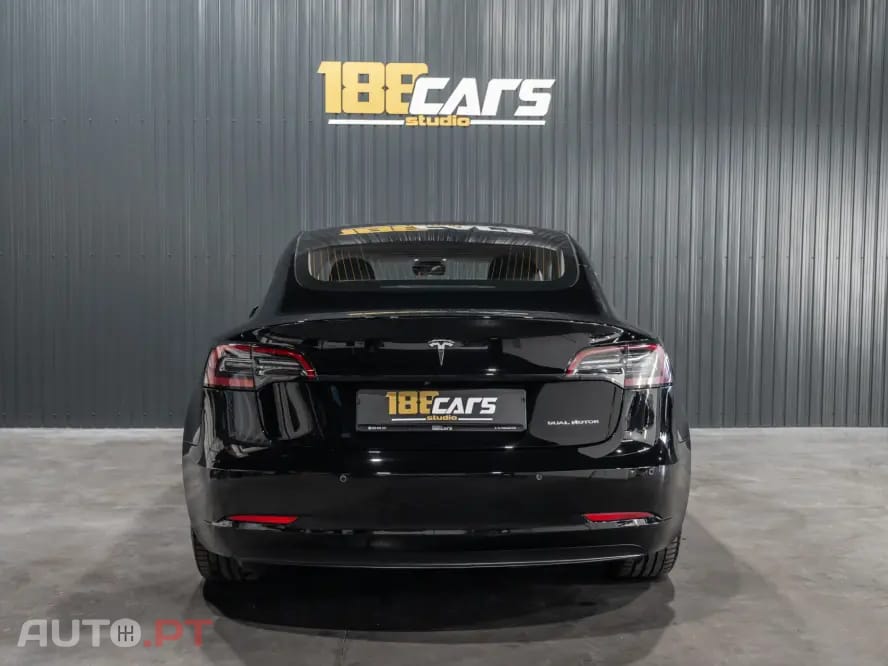 Tesla Model 3 Long-Range Dual Motor AWD