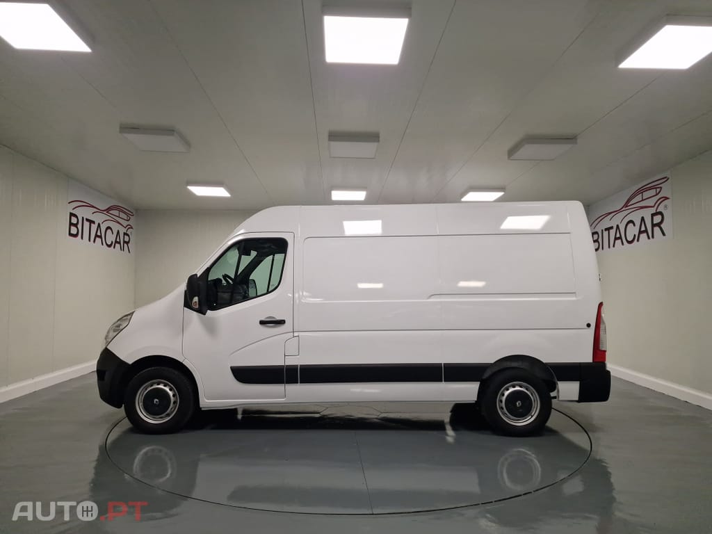Renault Master L2H2 3.5T 2.3 DCI 130CV GPS CAM. TRASEIRA IVA DEDUTIVEL