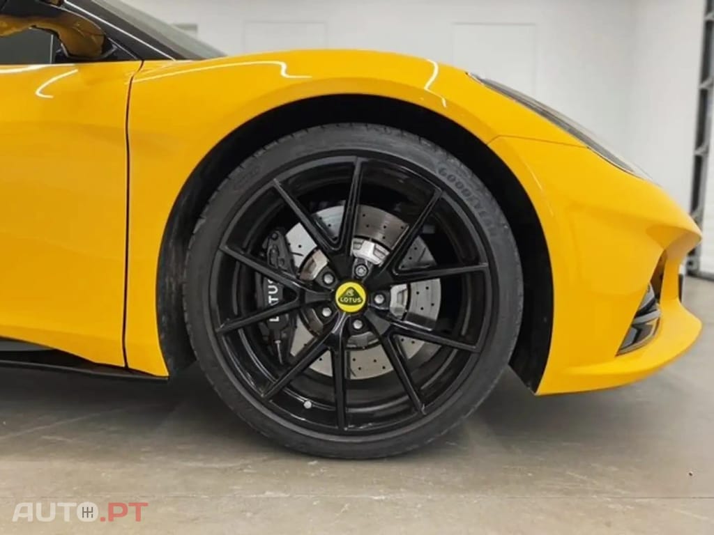 Lotus Emira V6 First Edition