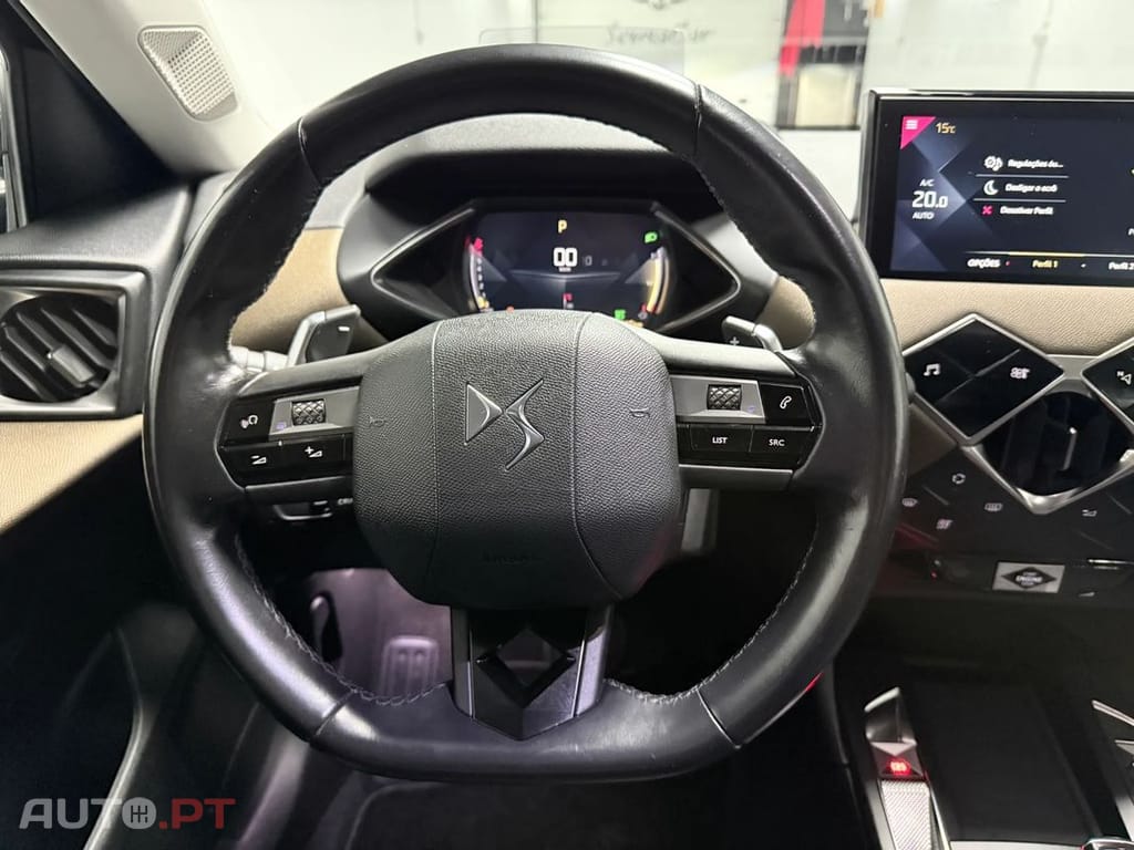 DS DS3 PureTech 130 Aut. PERFORMANCE LINE