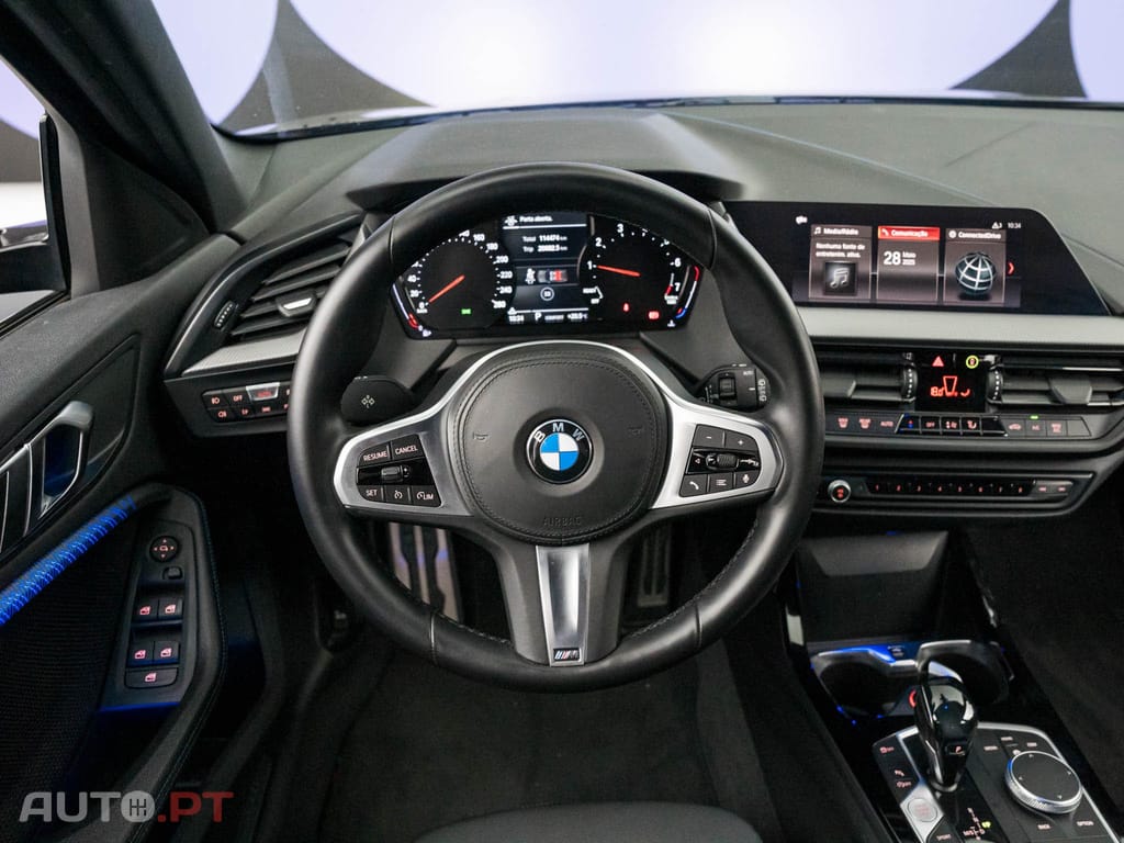 BMW 118 i Pack Desportivo M Auto
