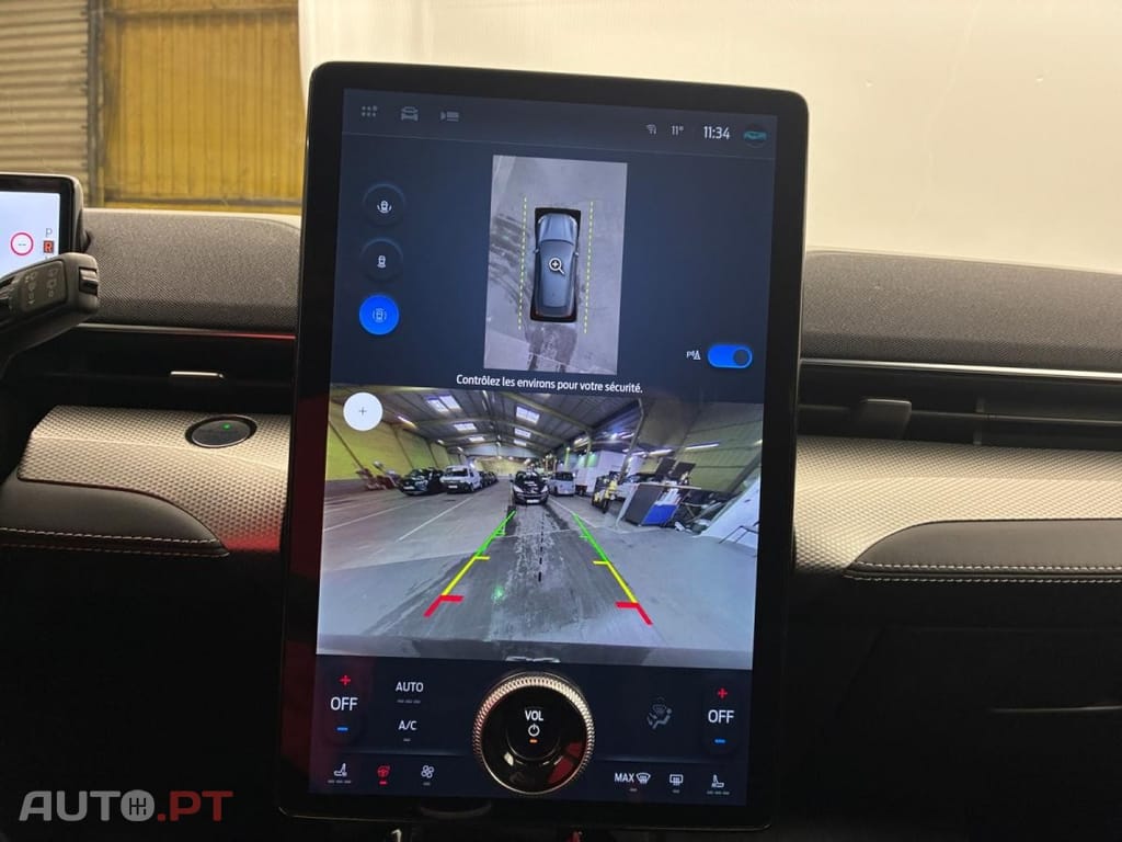 Ford Mustang Mach-E Standard