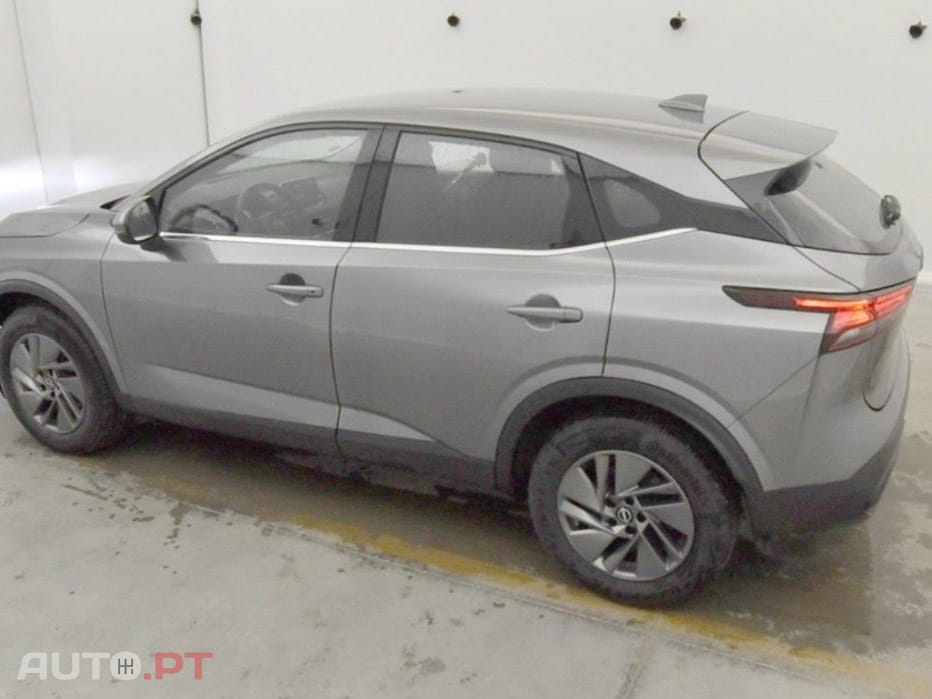 Nissan Qashqai 1.3 Mild Hybrid Business