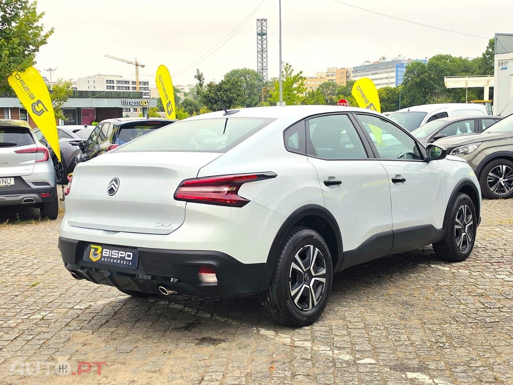 Citroën C4 X 1.2 Hybrid Max e-DSC6 — fotografia 7