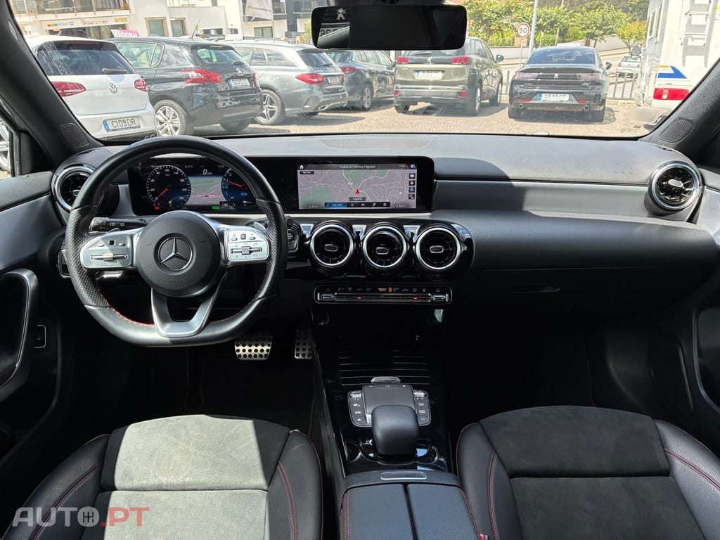 Mercedes-Benz A 250 e AMG Line