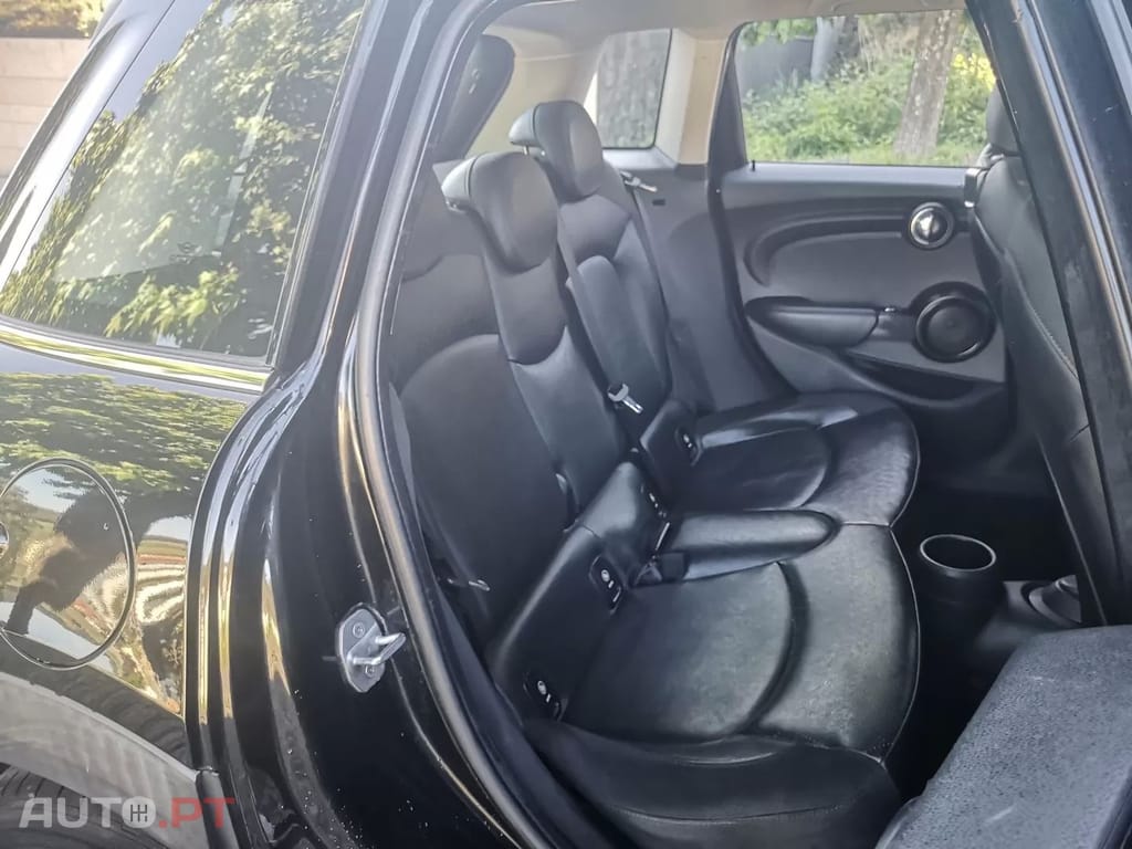 MINI One Cooper D Auto