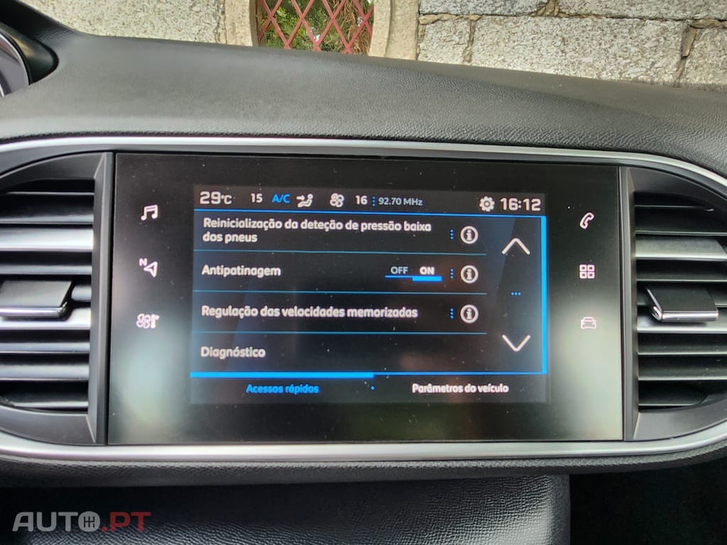 Peugeot 308 1.5 BlueHDi Business Line