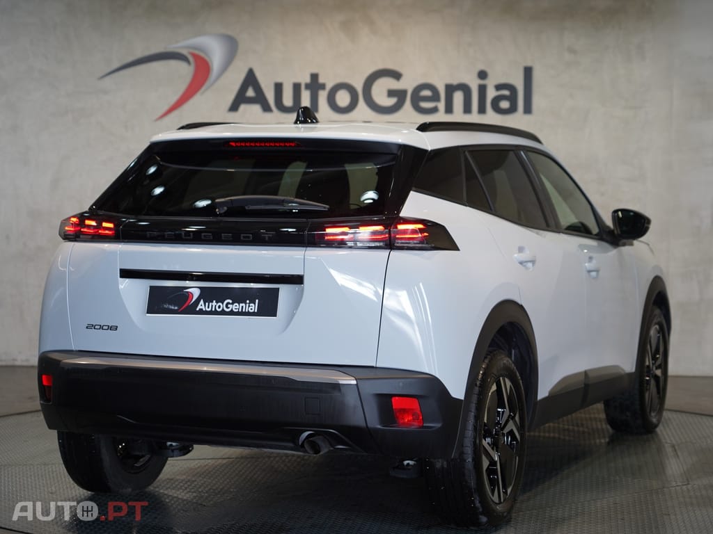 Peugeot 2008 1.2 PureTech Allure