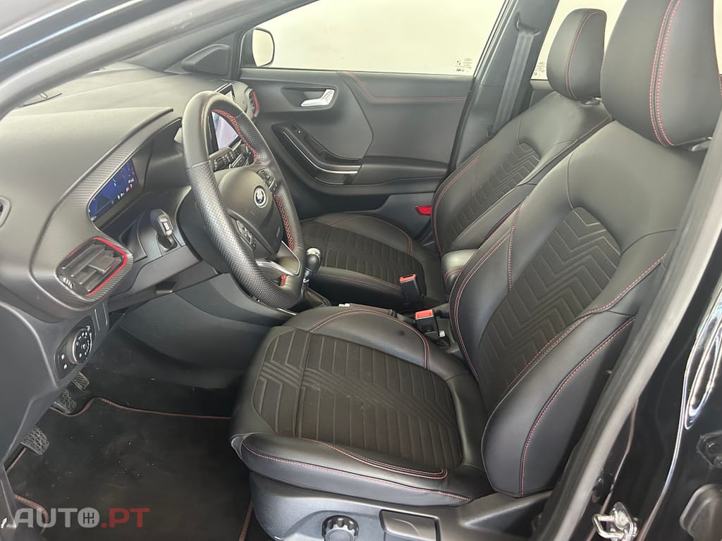 Ford Puma 1.0 EcoBoost mHEV ST-Line