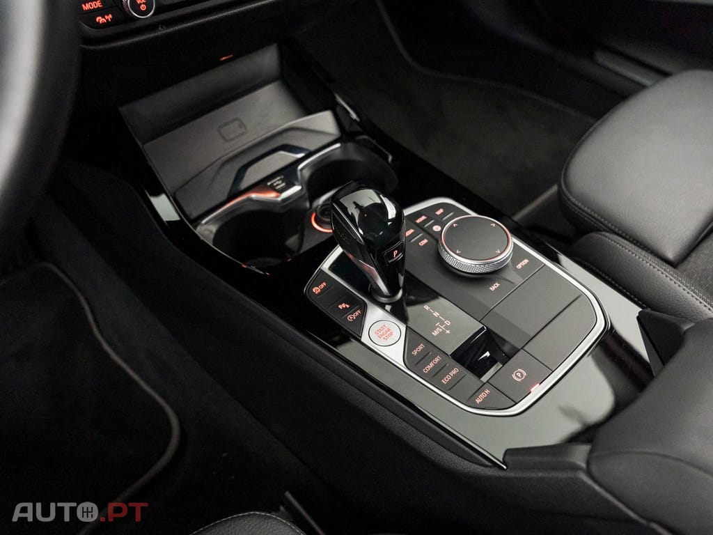 BMW 218 i Advantage