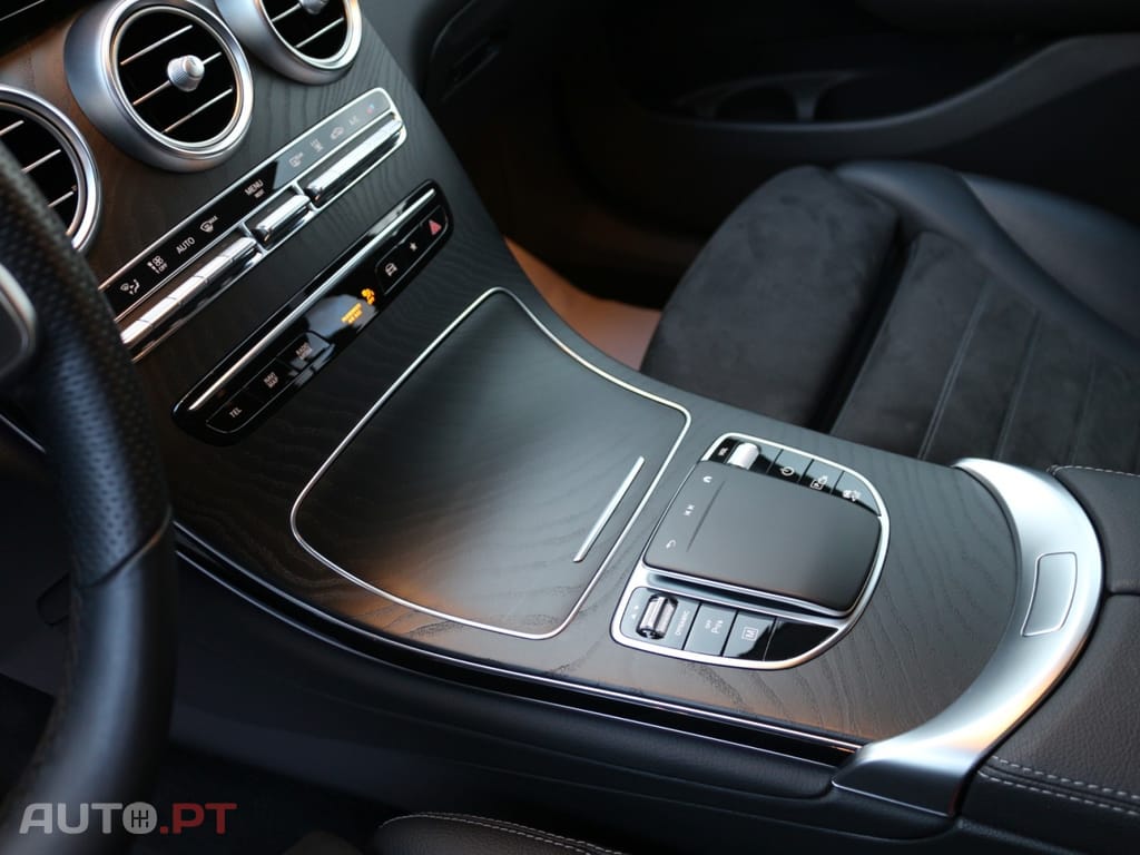 Mercedes-Benz GLC 300 de 4-Matic AMG Pack Night