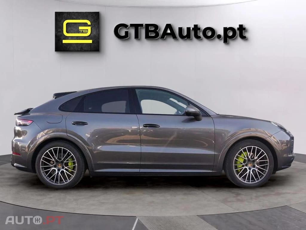 Porsche Cayenne E-Hybrid 