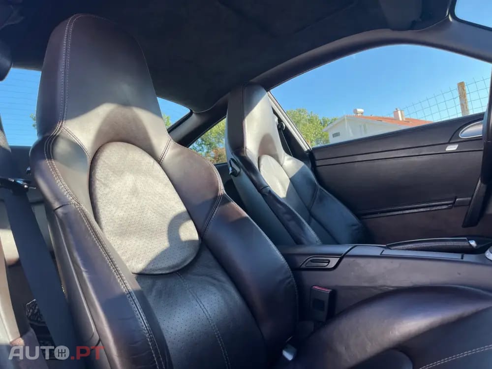 Porsche 911 Carrera 4S Tiptronic