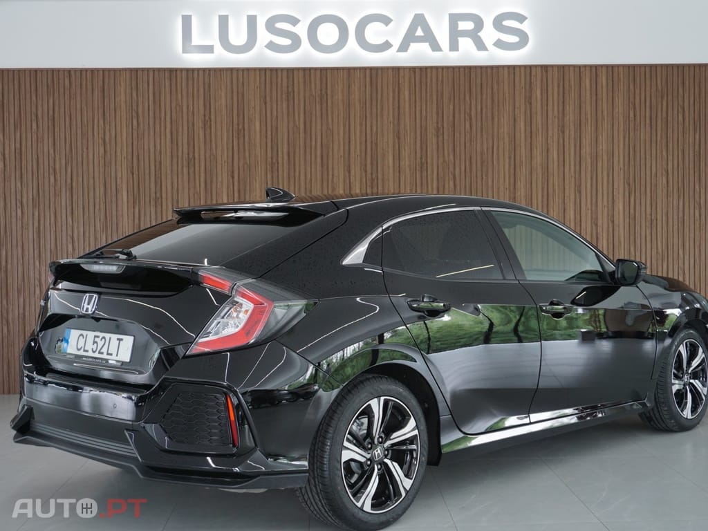 Honda Civic 1.0 i-VTEC Turbo Executive Sport Line