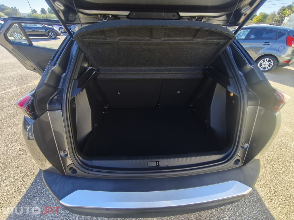 Peugeot 2008 1.2 PureTech Active Pack