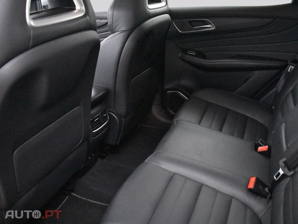 MG EHS I.V.A DEDUTIVEL PHEV 1.5 T-GDI Luxury 