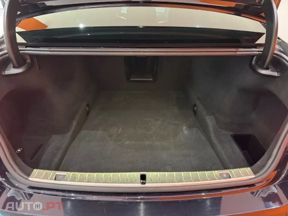 BMW 740 d xDrive Pack Desportivo M