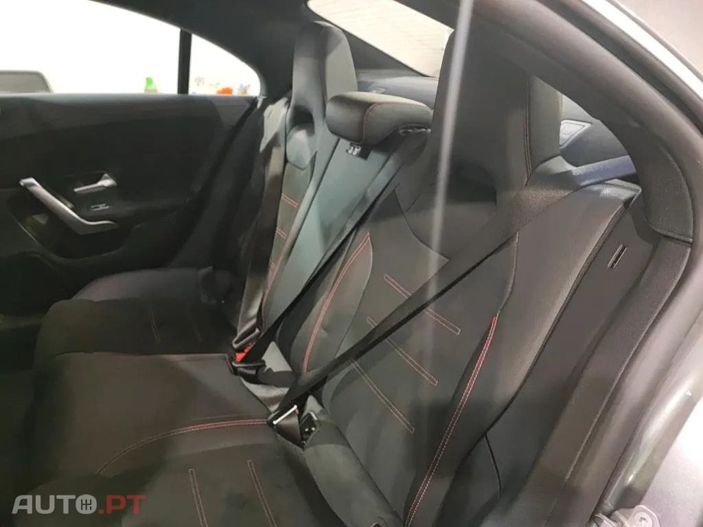 Mercedes-Benz CLA 250 e Style Plus