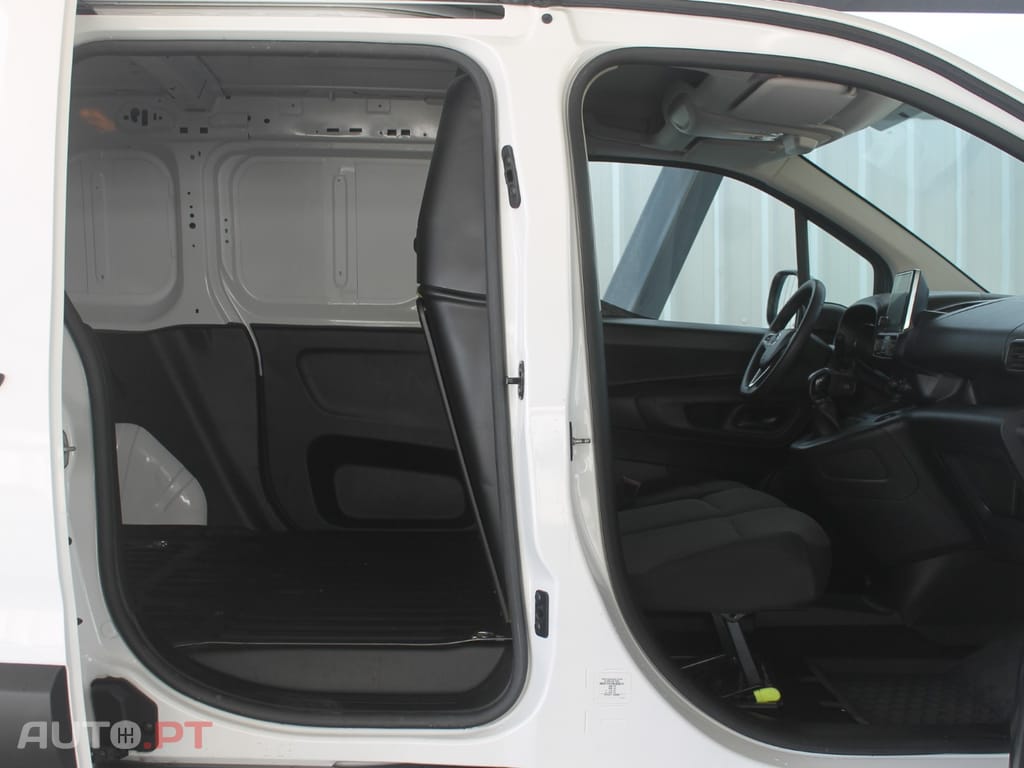 Opel Combo 1.5 102 Cv L1H1 Enjoy (IVA Dedutível)