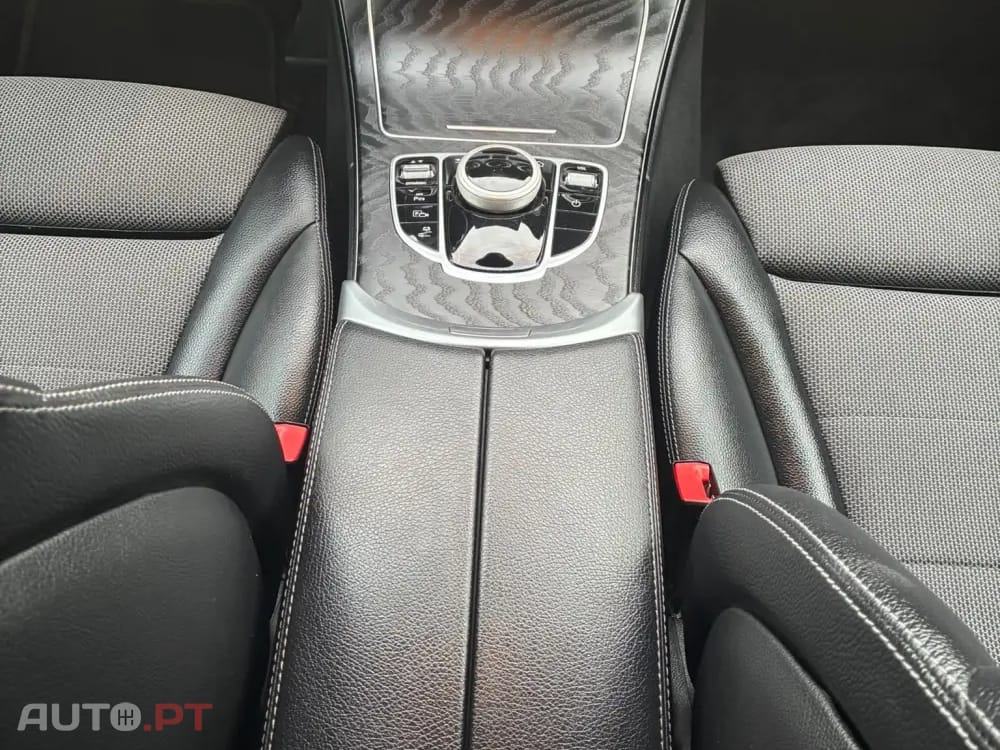 Mercedes-Benz C 300 C300 de hibrido plu-in