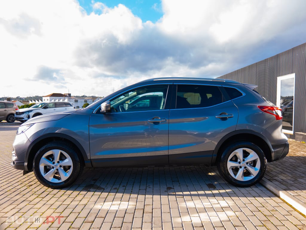 Nissan Qashqai 1.5 dCi N-Connecta