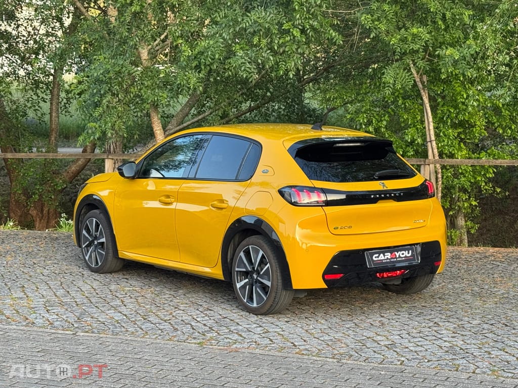 Peugeot E-208 50 kWh GT Line