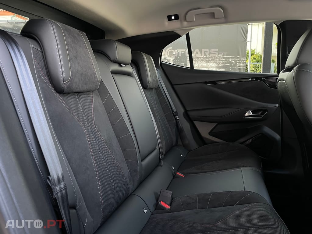 DS DS4 E-Tense Performance Line EAT8