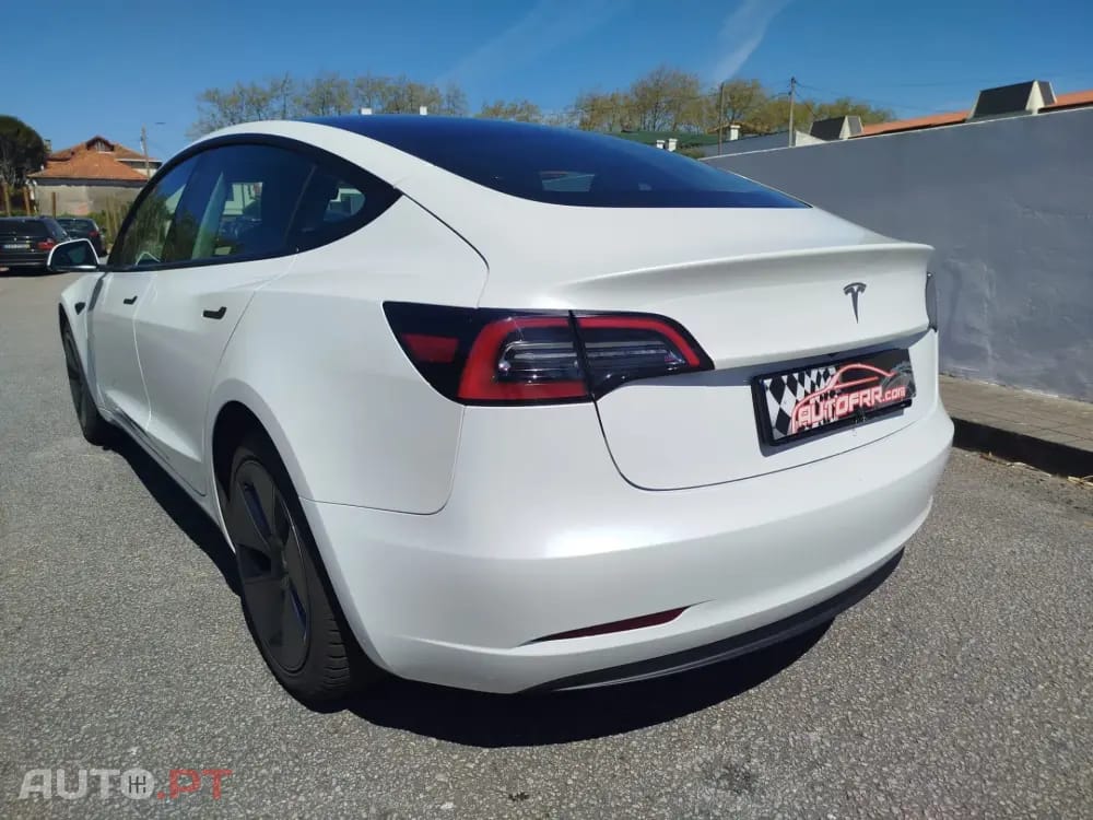 Tesla Model 3 Tração Traseira Premium