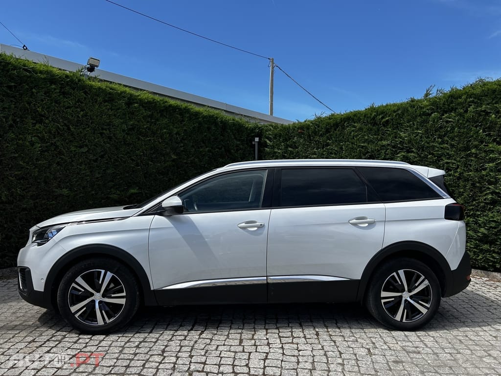 Peugeot 5008 1.5 BlueHDi Allure EAT8