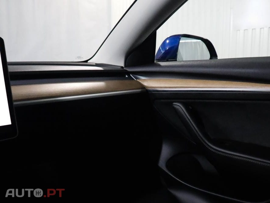 Tesla Model 3 Long Range AWD Dual Motor