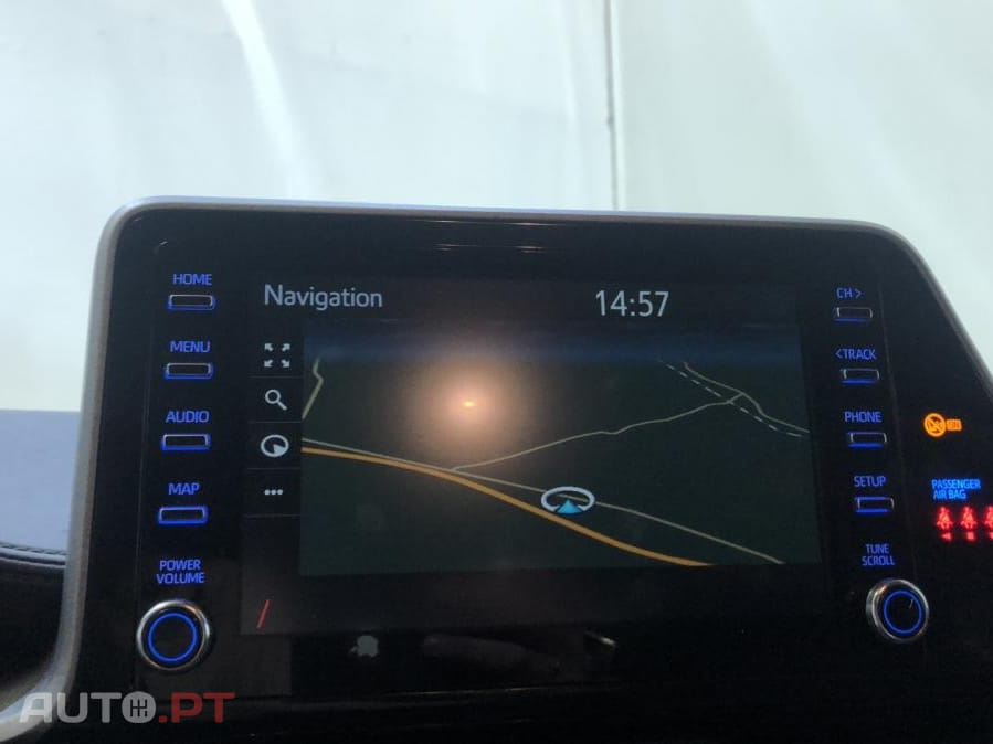 Toyota C-HR 1.8 Hybrid Dynamic Business
