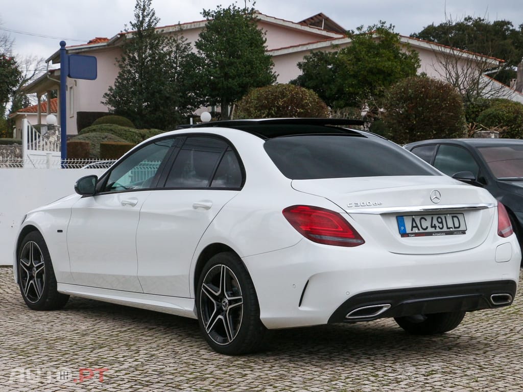 Mercedes-Benz C 300 de AMG Line