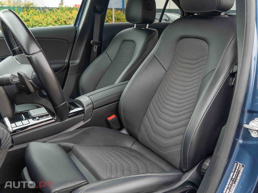 Mercedes-Benz A 250 Mercedes-Benz A 250 e Progressive