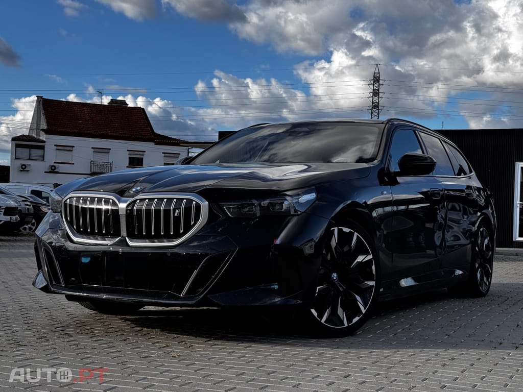 BMW i5 eDrive40 Pack Desportivo M Pro