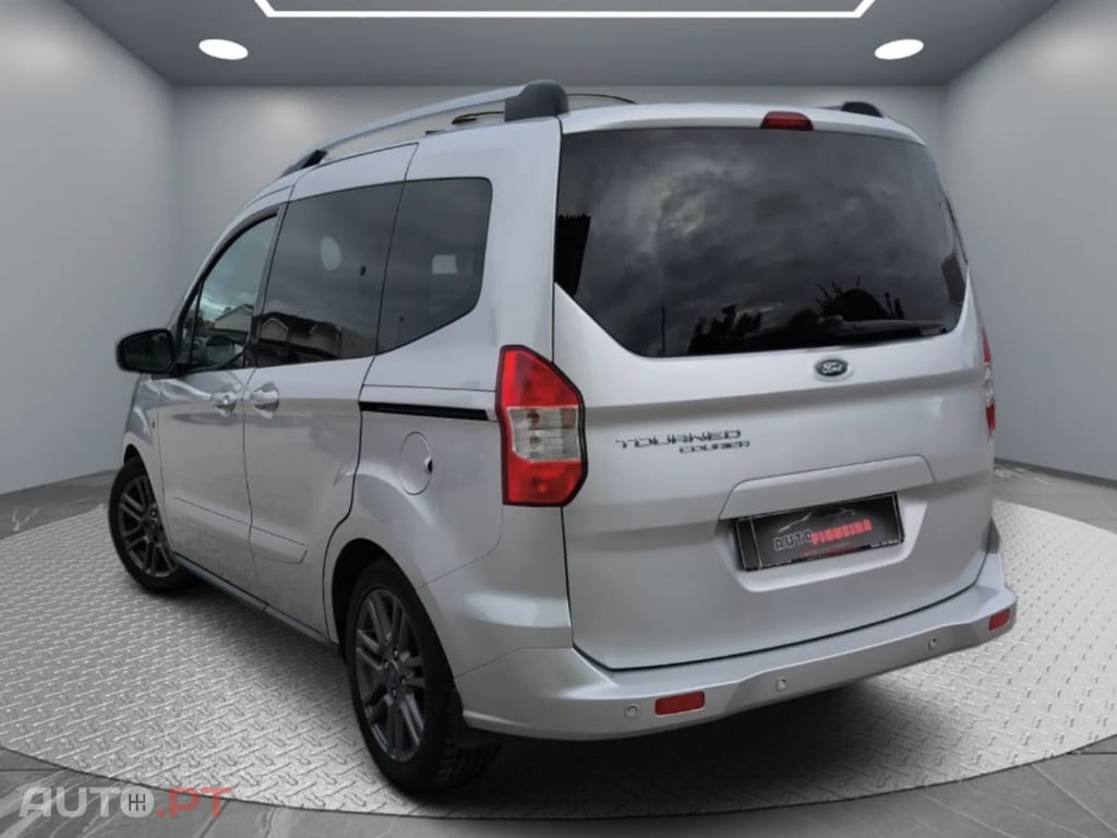 Ford Tourneo 1.5 TDCi Titanium