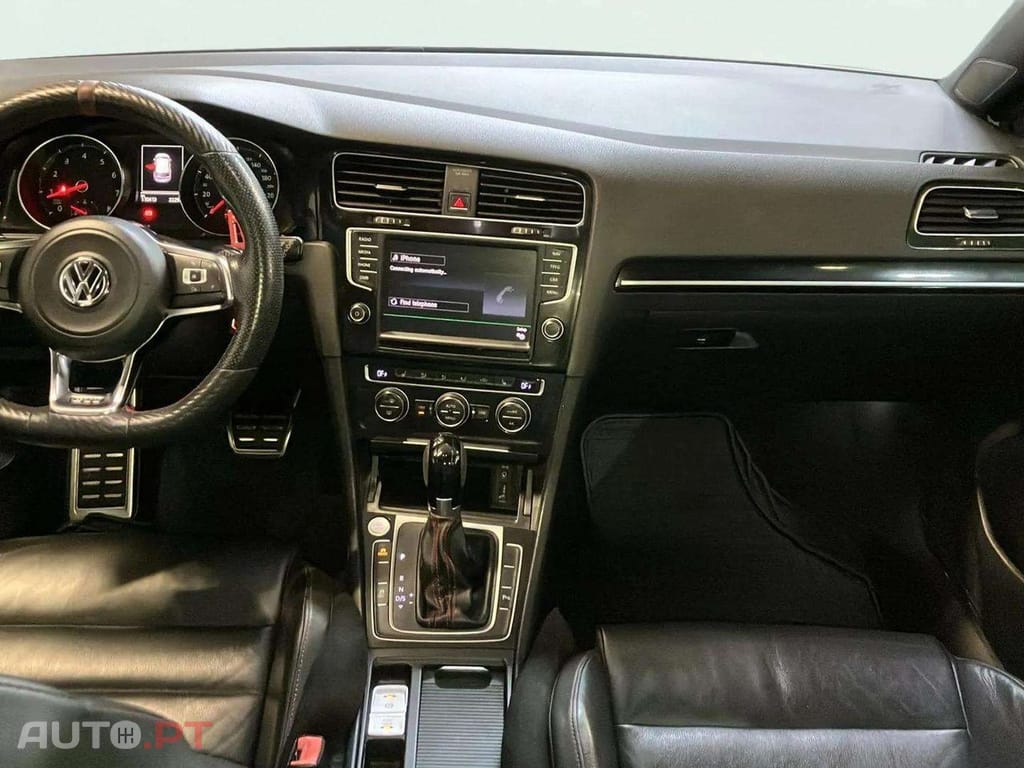 Volkswagen Golf 2.0 TSI GTI DSG Performance