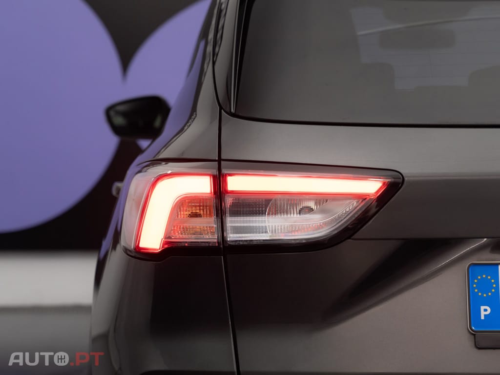 Ford Kuga 2.5 PHEV ST-Line X